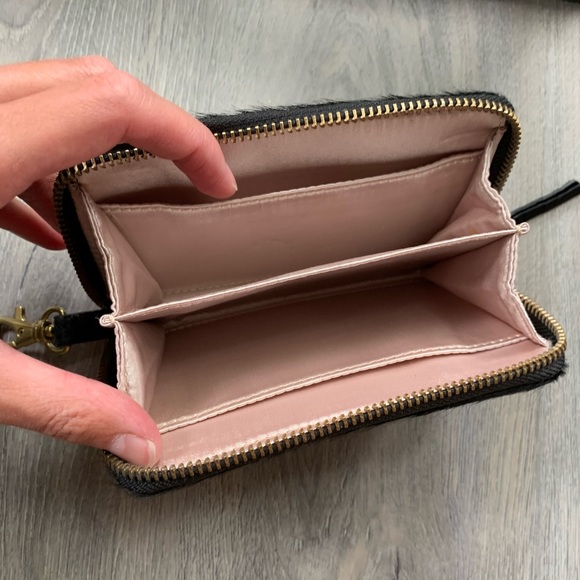 Reptile Embossed Calf Hair Small Wallet - Picture 6 of 6